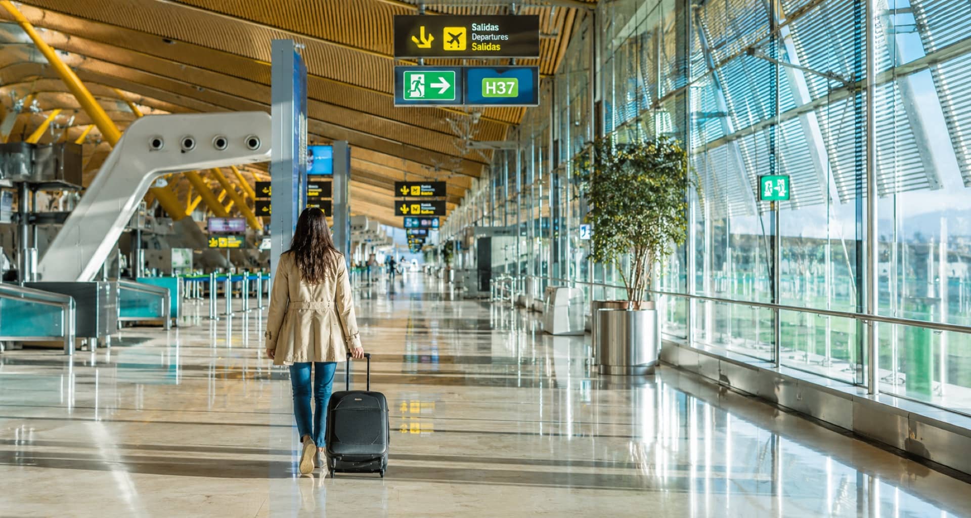 Sala de embarque de un aeropuerto